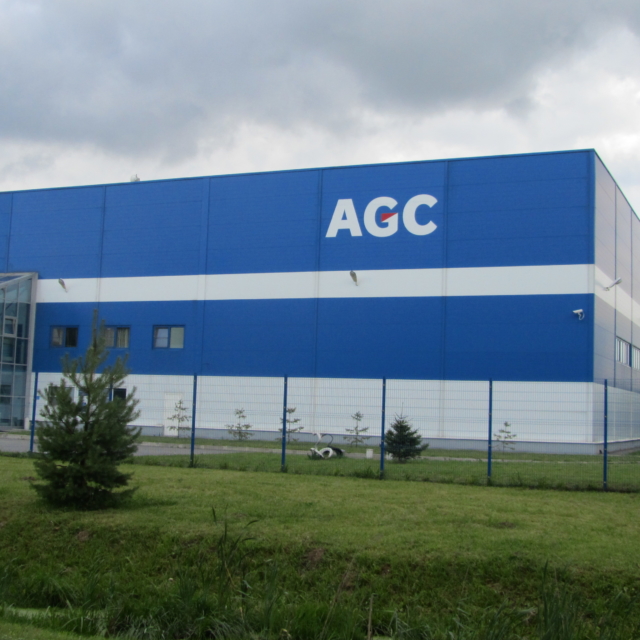 Завод по производству стекла “Главербель”, 61100 м2